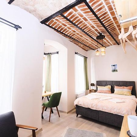 Turan33 Apartamento Estambul Exterior foto