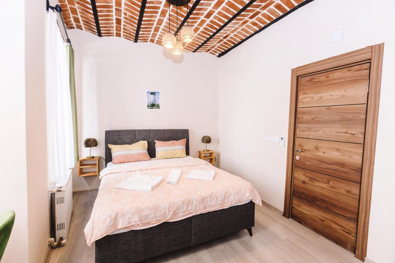 Turan33 Apartamento Estambul Exterior foto