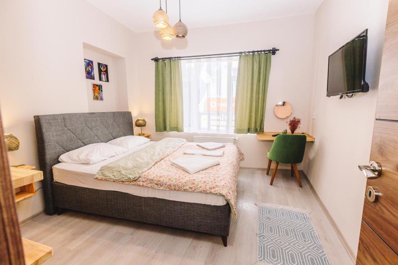 Turan33 Apartamento Estambul Exterior foto