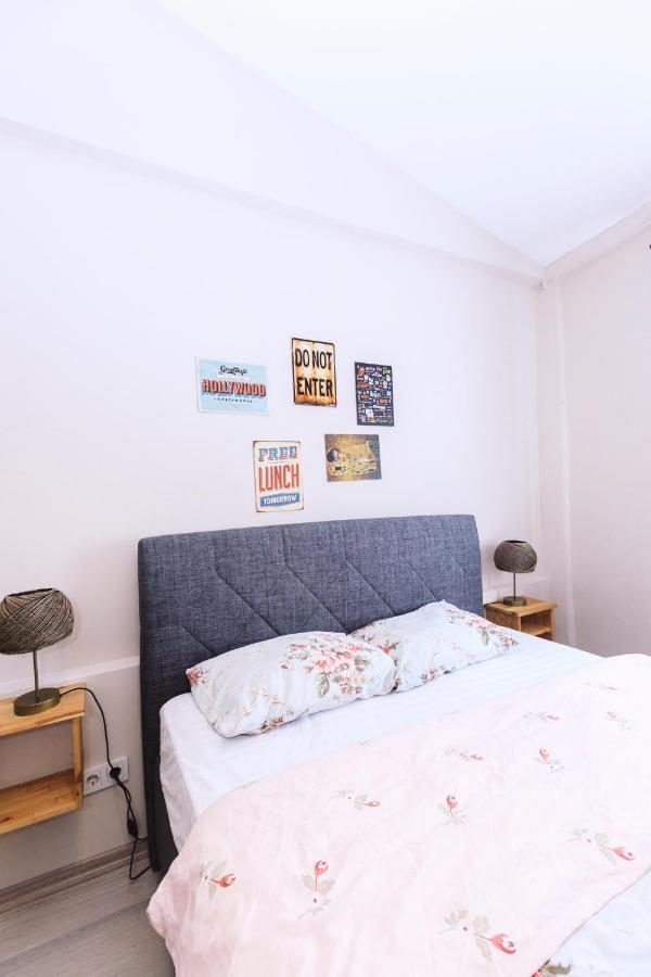 Turan33 Apartamento Estambul Exterior foto