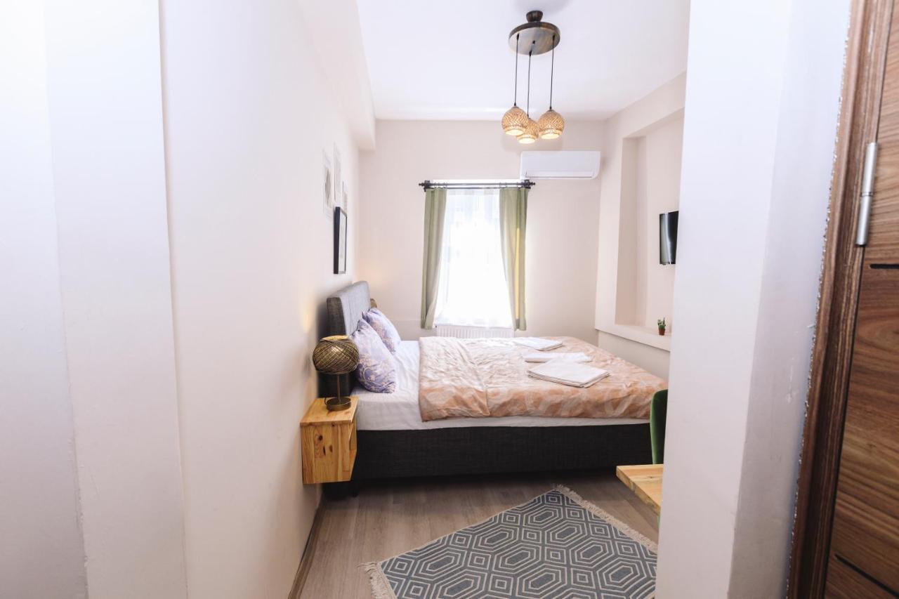 Turan33 Apartamento Estambul Exterior foto